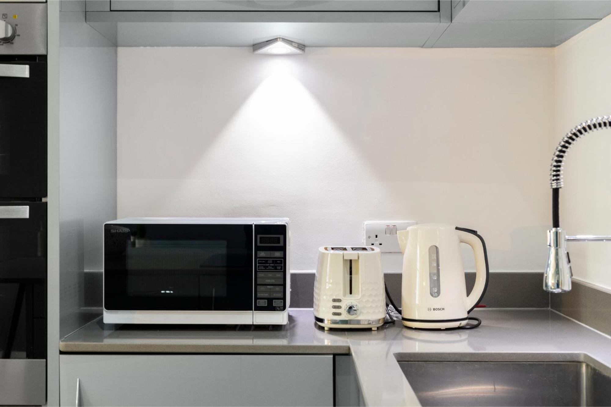 Tranquil Flat With Outdoor Space - Prime Location! Appartamento *
