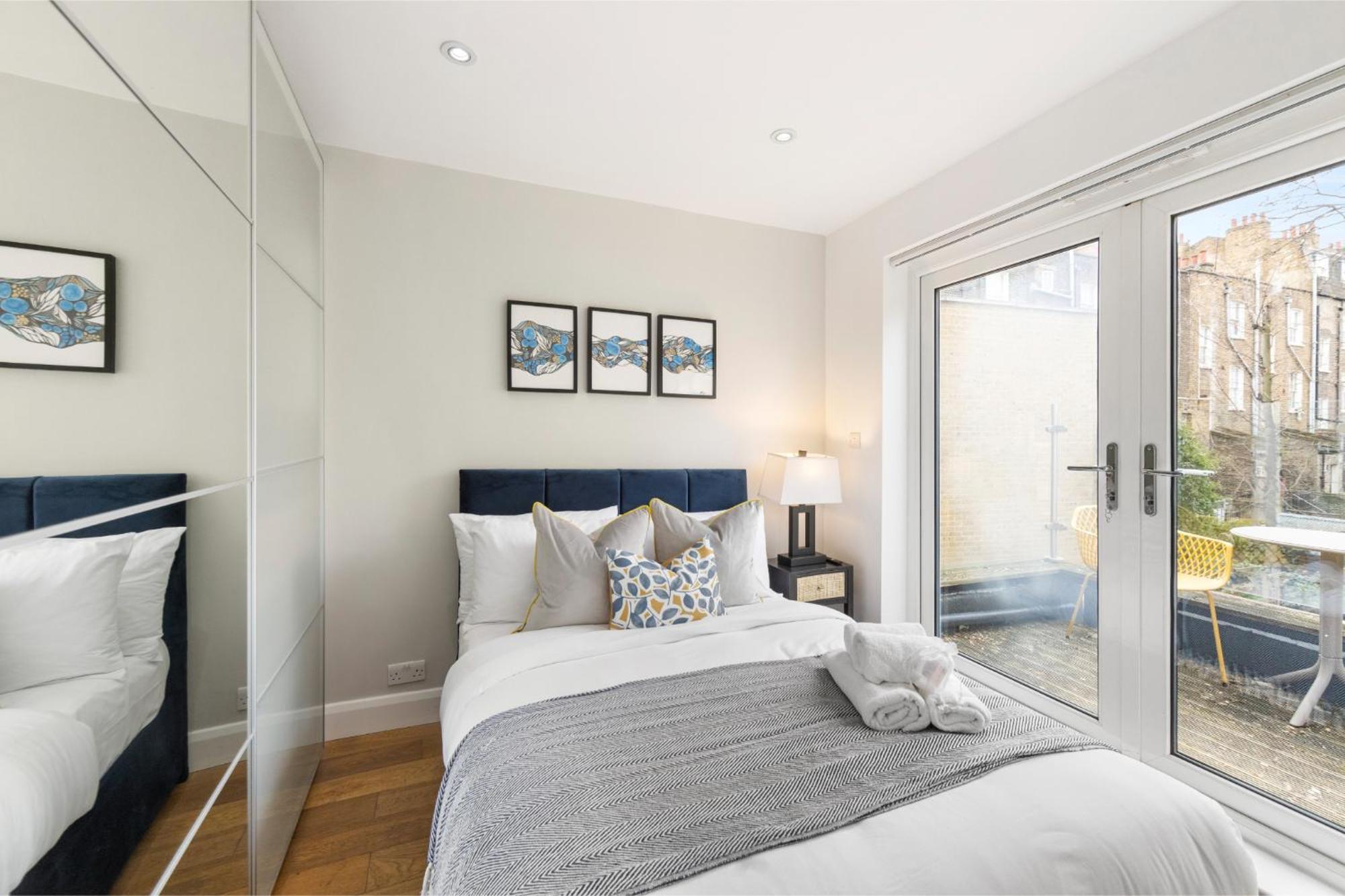 Appartamento Tranquil Flat With Outdoor Space - Prime Location!