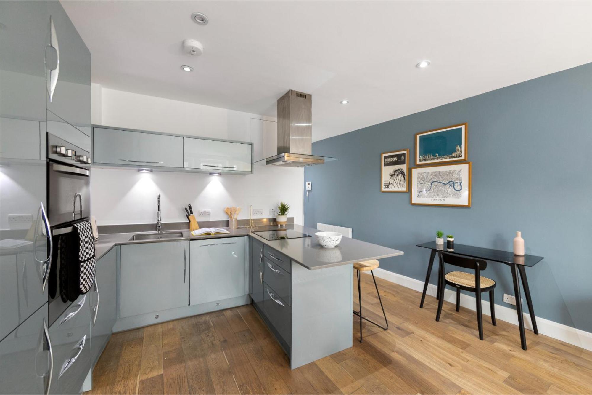 Tranquil Flat With Outdoor Space - Prime Location! Appartamento Londra