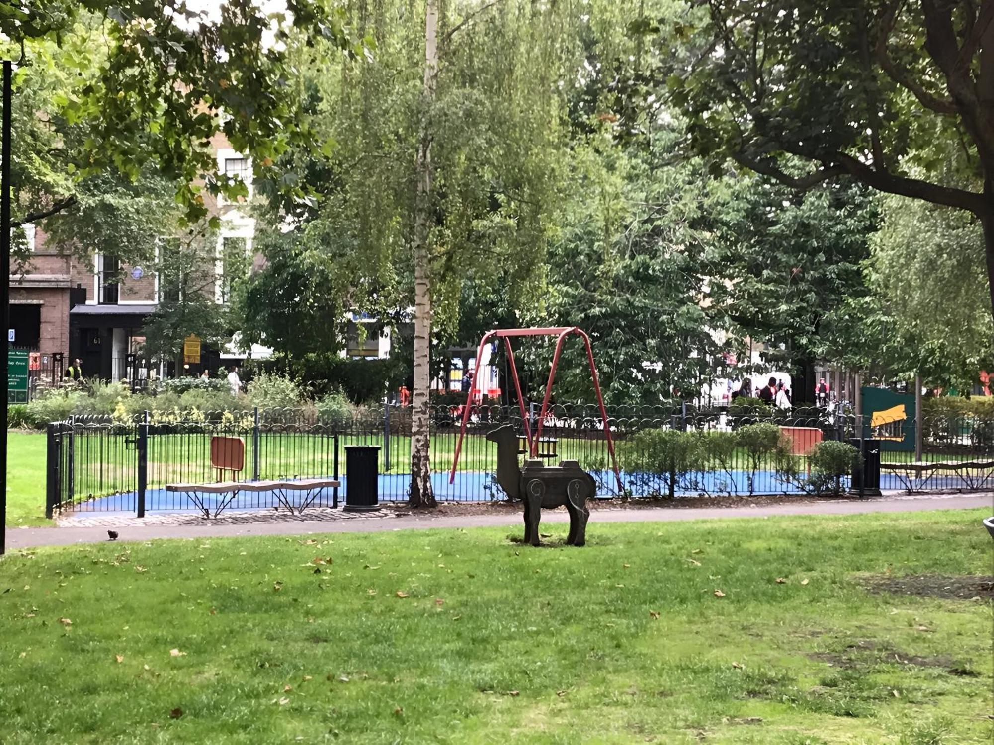 Appartamento Tranquil Flat With Outdoor Space - Prime Location! Londra